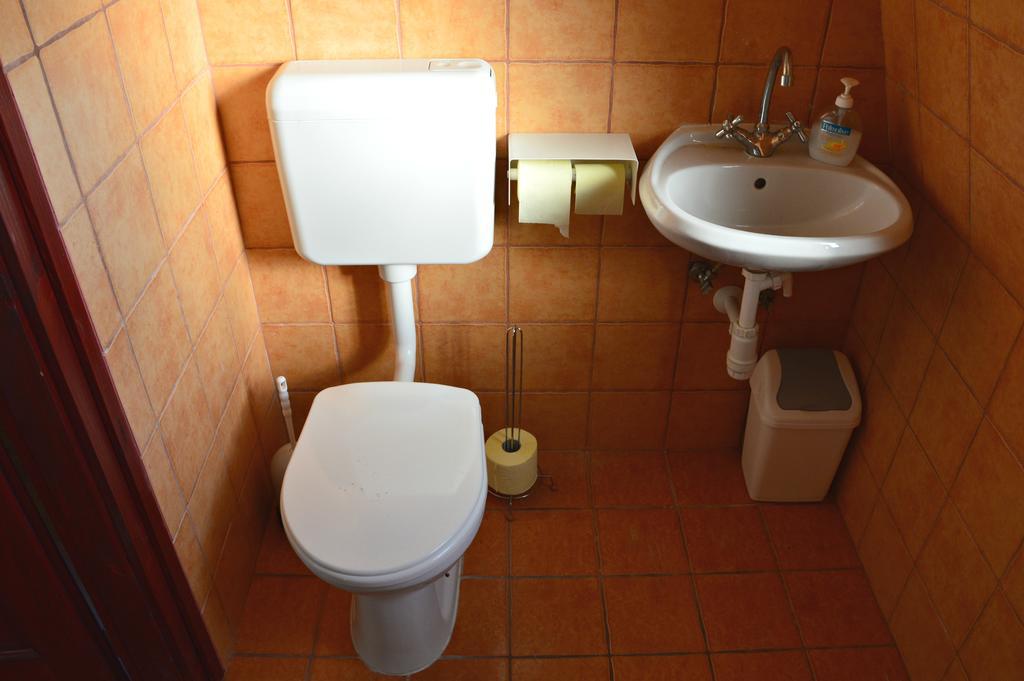 Hotel Florianus Vendeghaz Berekfürdő Esterno foto